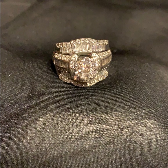 Wedding ring set - Picture 3 of 3